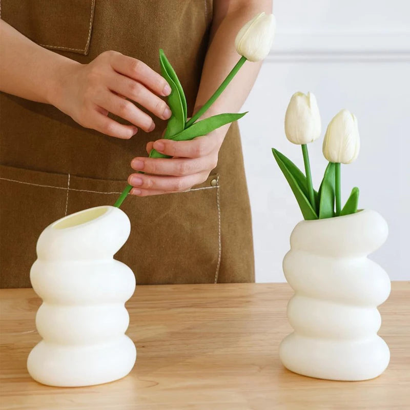 Plastic Spiral Flower Vase